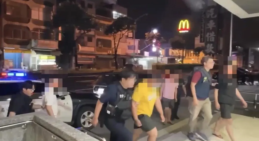 肉圓千金前男友率眾砸攤遭警方查獲。（圖／翻攝畫面）
