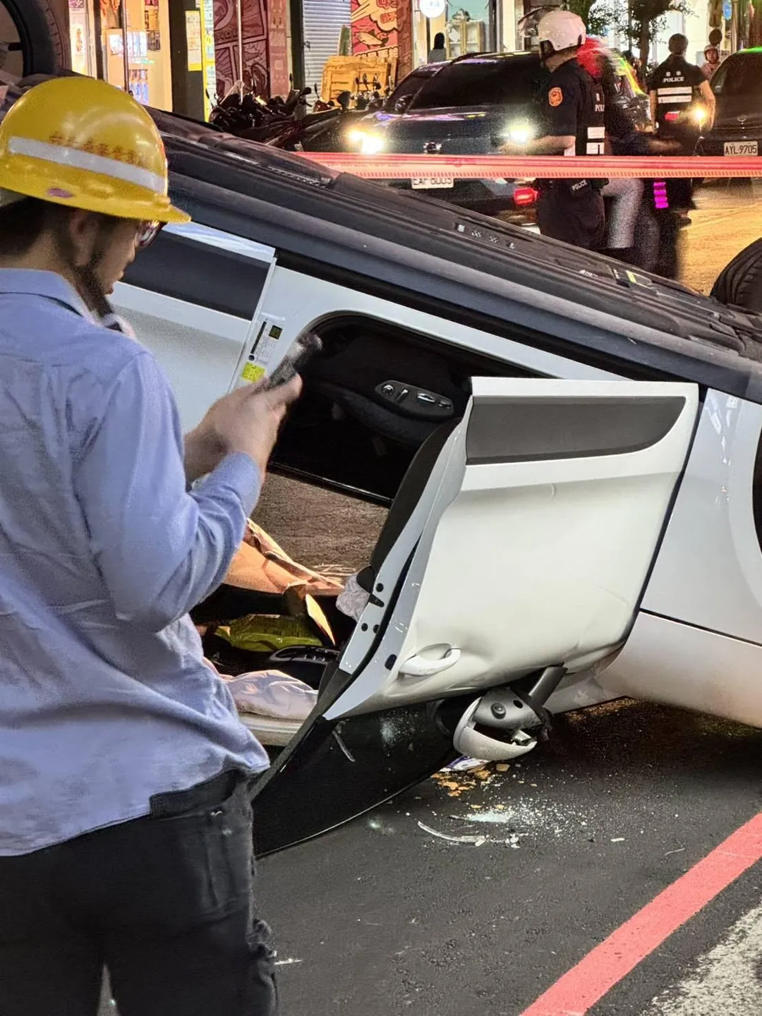 車禍現場。（圖／網友野蠻先生授權提供）