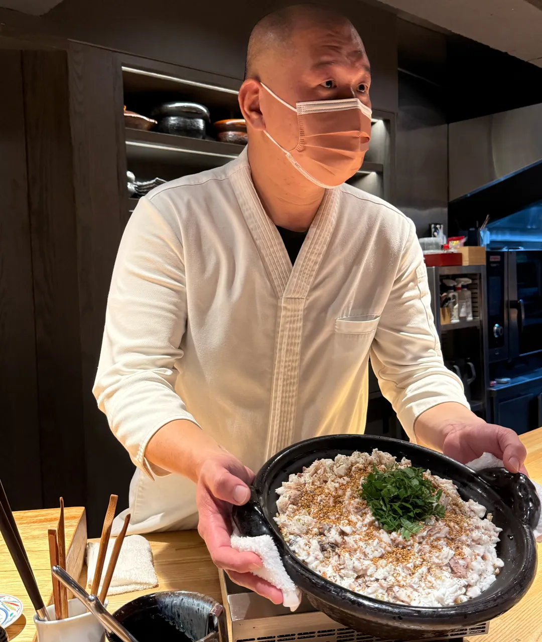 料理長自豪的鯛魚釜飯。（圖／黃宏輝提供）