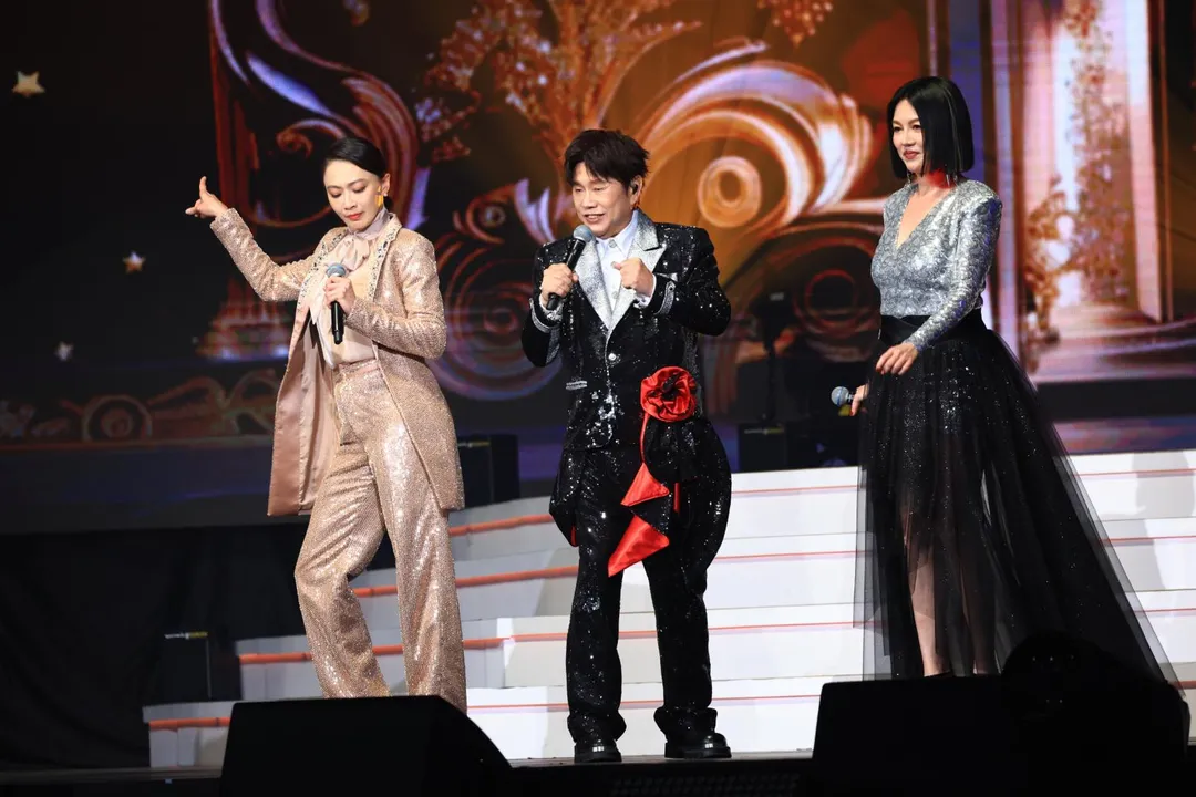 《真愛秀・藍寶石大歌廳》第二場10日母親節於高流開唱。(圖/高雄流行音樂中心 提供)