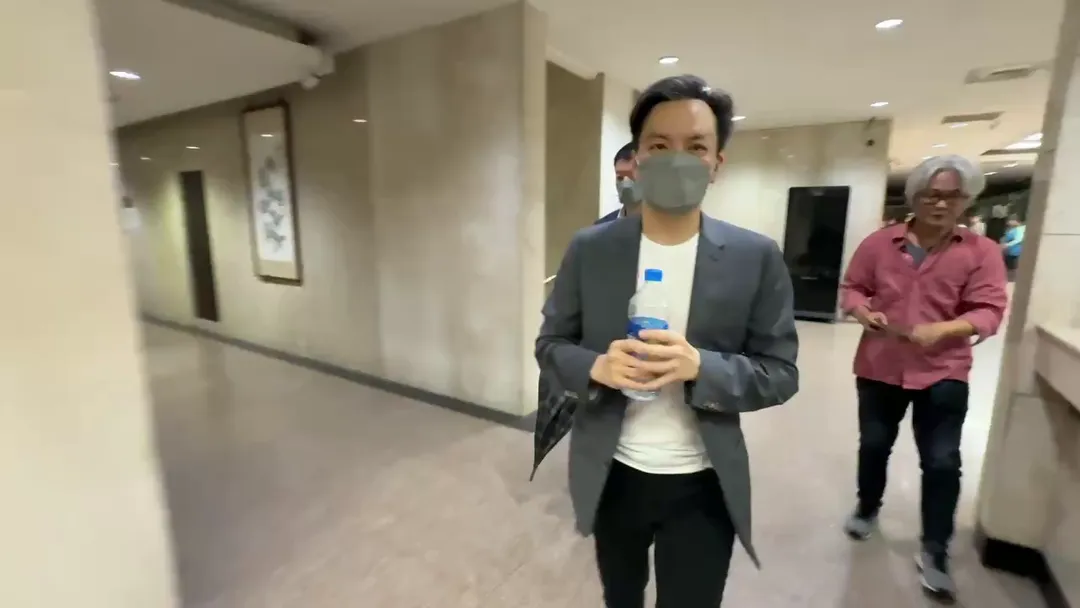 聖宜診所執行長李宜展以3百萬交保。（圖／翻攝畫面）