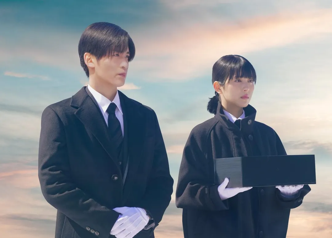 由Snow Man目黑蓮（左）與女星濱邊美波（右）主演的電影《別離無恙》即將在台上映。（圖／車庫娛樂 提供）