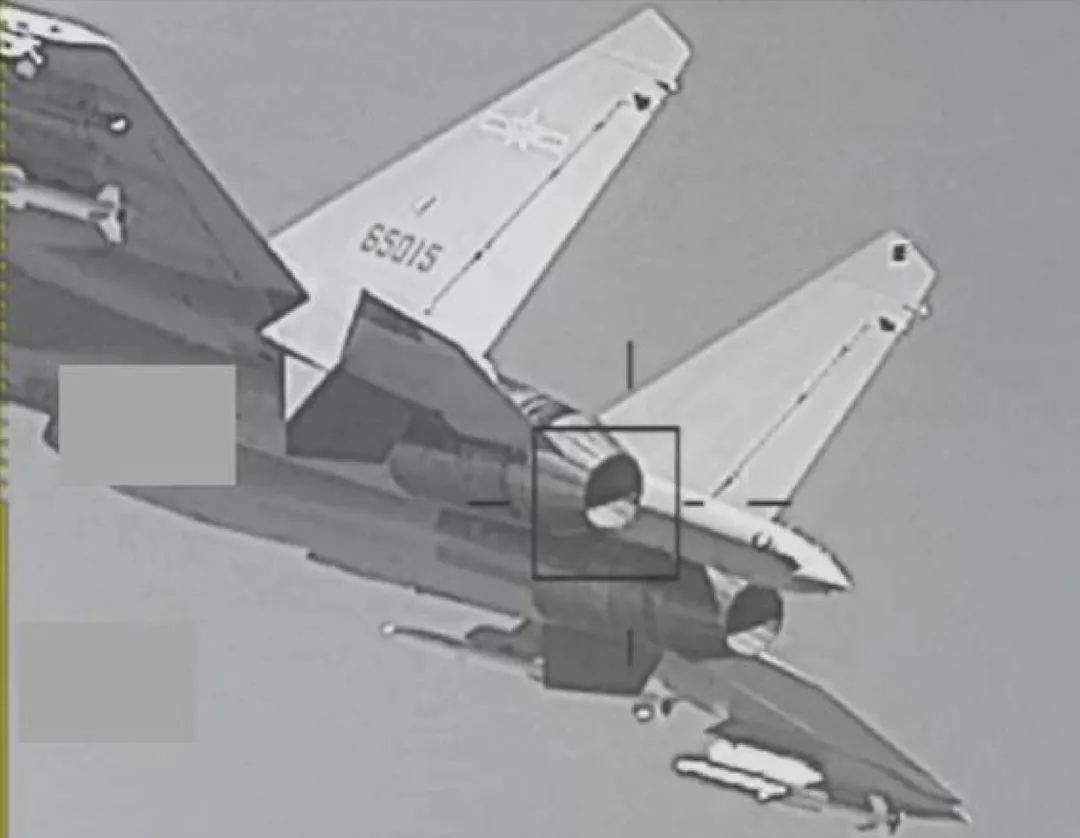 國軍監偵解放軍殲-16戰機畫面。 (資料照/國防部)