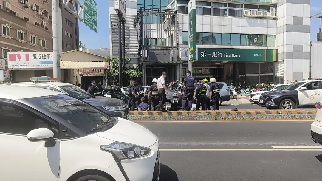 台北與雲林、台南20日爆發一起跨縣市的驚險強盜槍擊隱憂案。（圖／翻攝畫面）