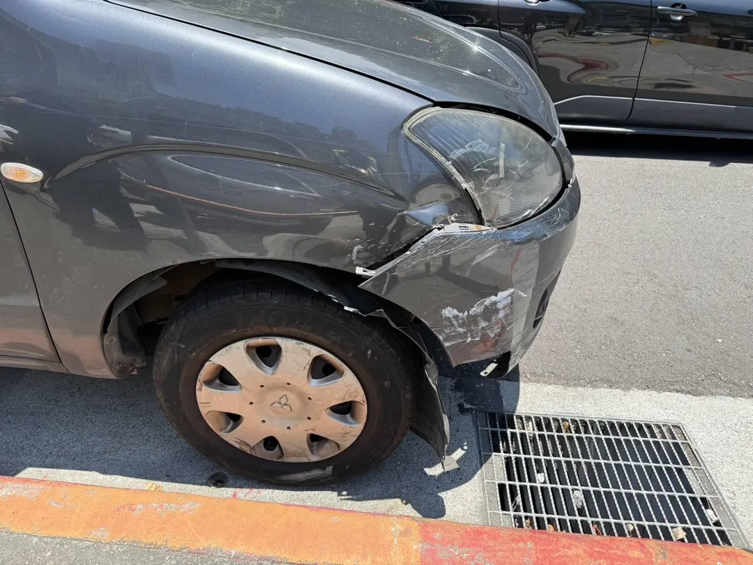 程男的車。（圖／警方提供）