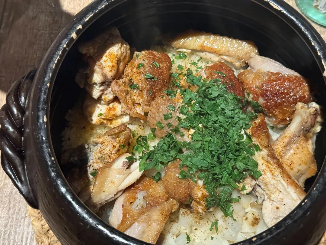 水果雞高湯炊飯。（圖／黃宏輝提供）