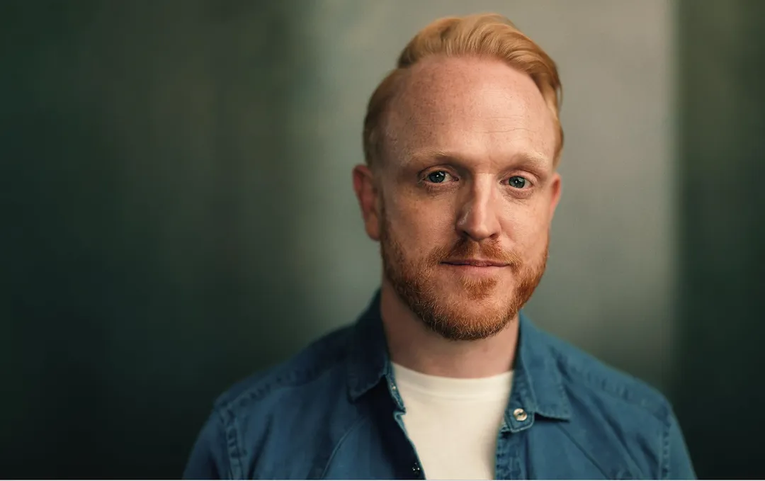 歐文瑞斯戴維斯（Owain Rhys Davies）驟逝，享年44歲。（圖／翻攝自IMDb）
