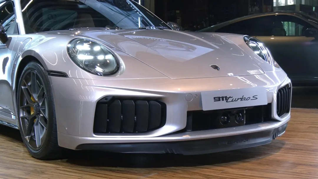 中天車享家《朱朱哥來聊車》這次為觀眾帶來保時捷年度最受矚目的性能新車話題。(圖/中天新聞)