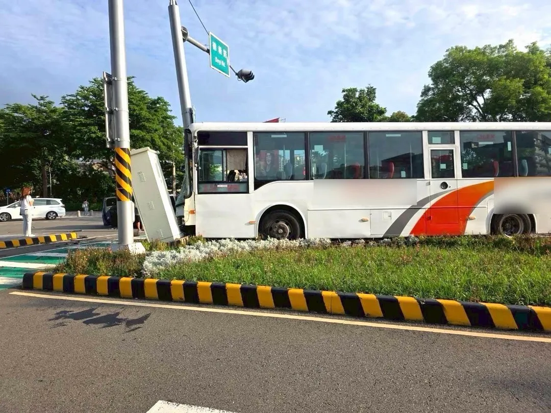 車禍現場。（圖／中天新聞）
