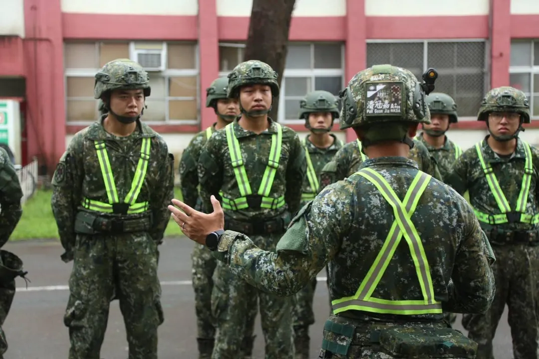 第四作戰區實施災防任務勤前教育，待命投入災害防救工作。（圖／第四作戰區提供）