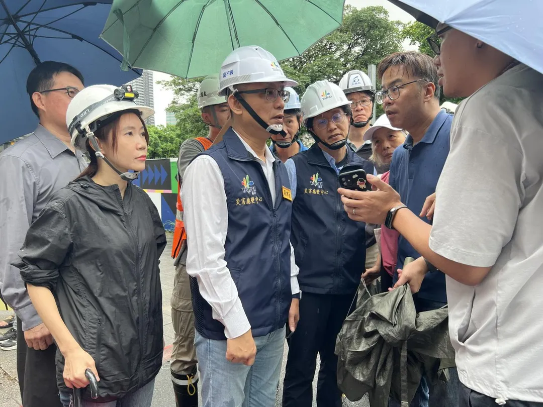 市府獲報後到場了解並進行後續處置。（圖／台北市議員陳怡君提供）