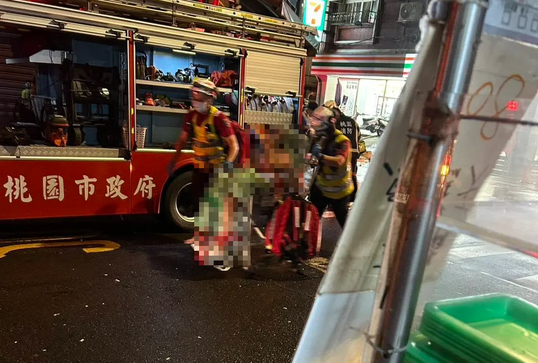 警消人員抵達現場救援。（圖／翻攝自臉書／林于翔：立足玉山、深耕桃園）