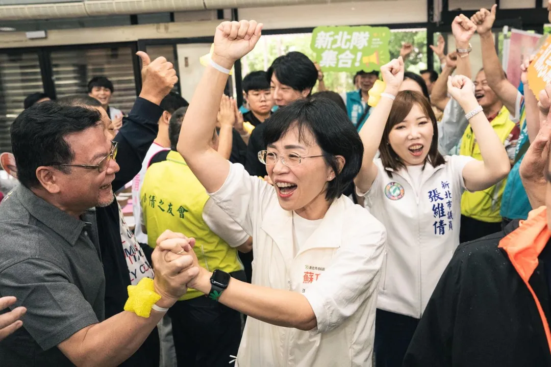 蘇巧慧陣營被指派人跟拍李四川，她14日下午駁斥指控。圖為她上午出席中和座談會。（圖／蘇巧慧競辦提供）