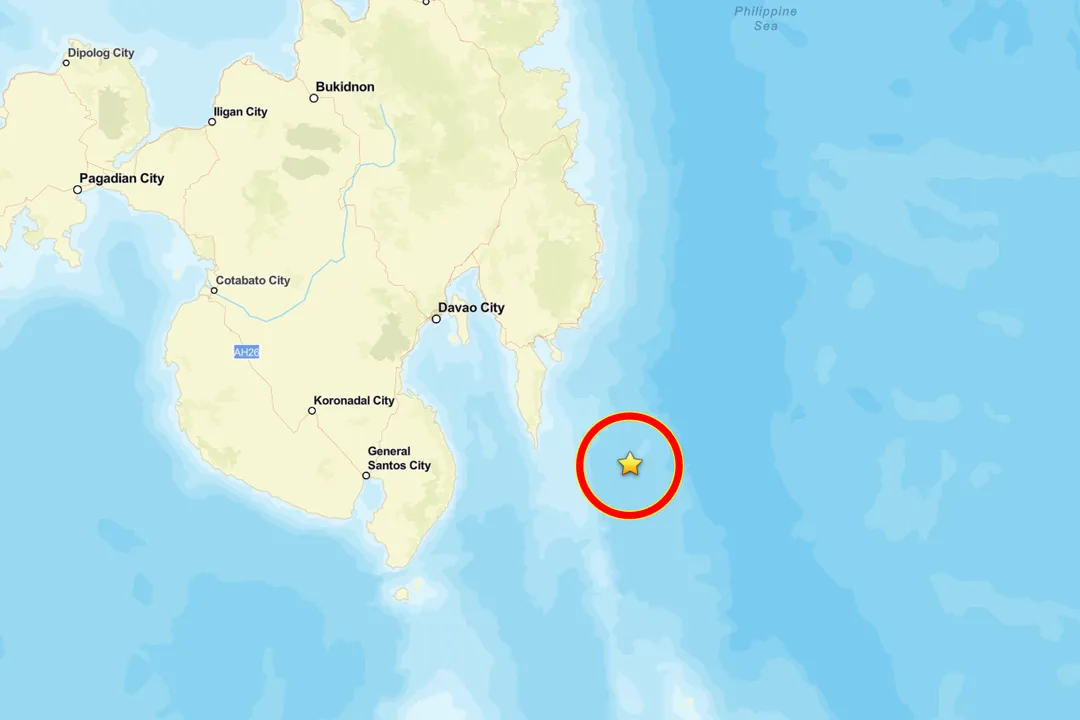 菲律賓民答那峨島外海於當地時間15日下午5時18分發生規模6.2地震。(圖/翻攝自USGS)