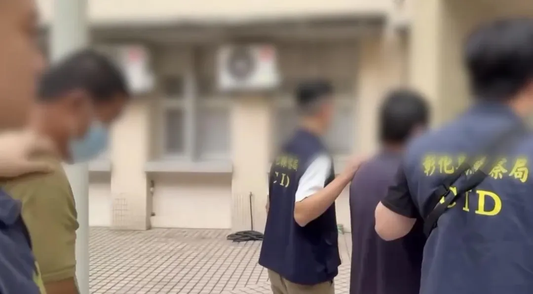 3名林姓嫌犯遭警方移送地檢署。（圖／翻攝畫面）