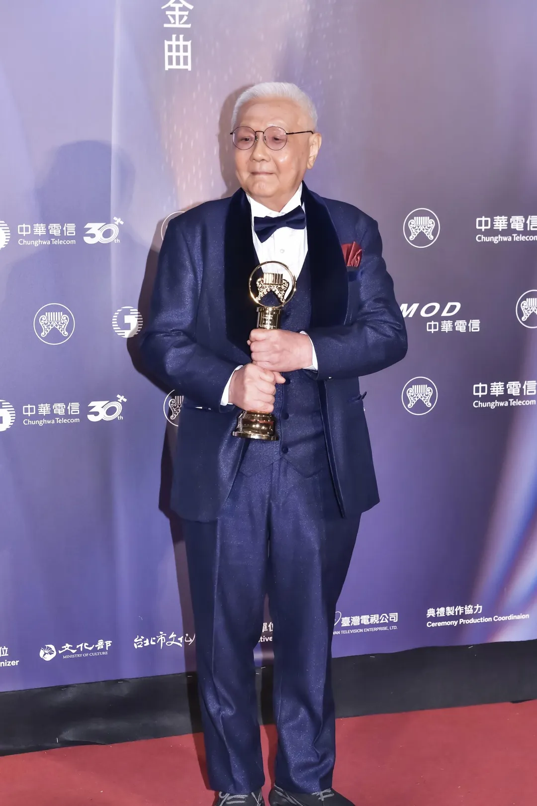 高齡80歲的林煌坤榮獲第37屆金曲獎最高榮譽「特別貢獻獎」。（圖／ 台北演藝經紀文化交流協會、串音有限公司 提供）
