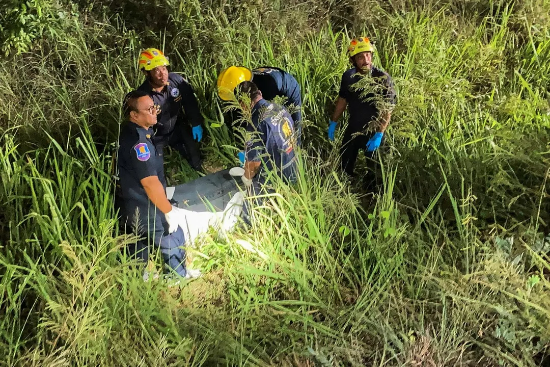一名17歲少女遺體在鐵路附近草叢被發現。（圖／路透）