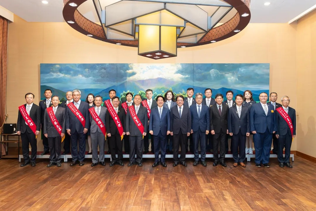 賴總統與十大傑出農業專家大合照。(圖/總統府提供)