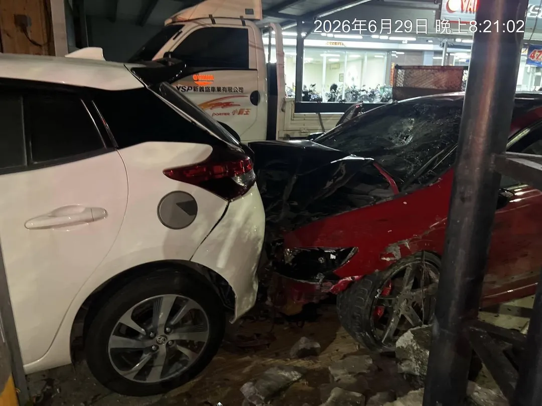 車禍現場。(圖/中天新聞)