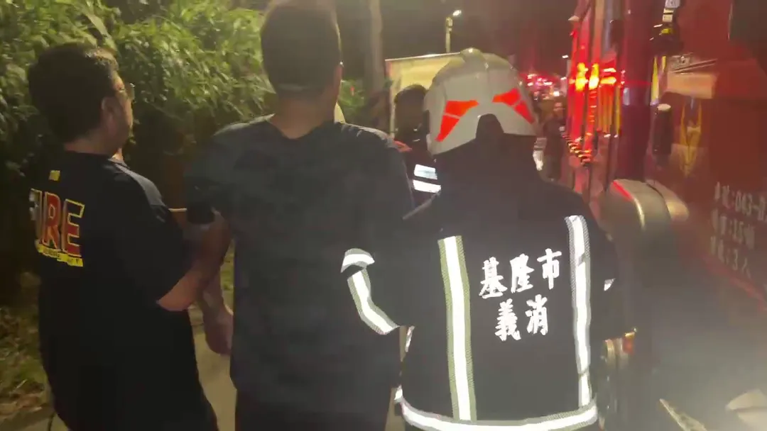 現場1人被送醫。（圖／中天新聞）