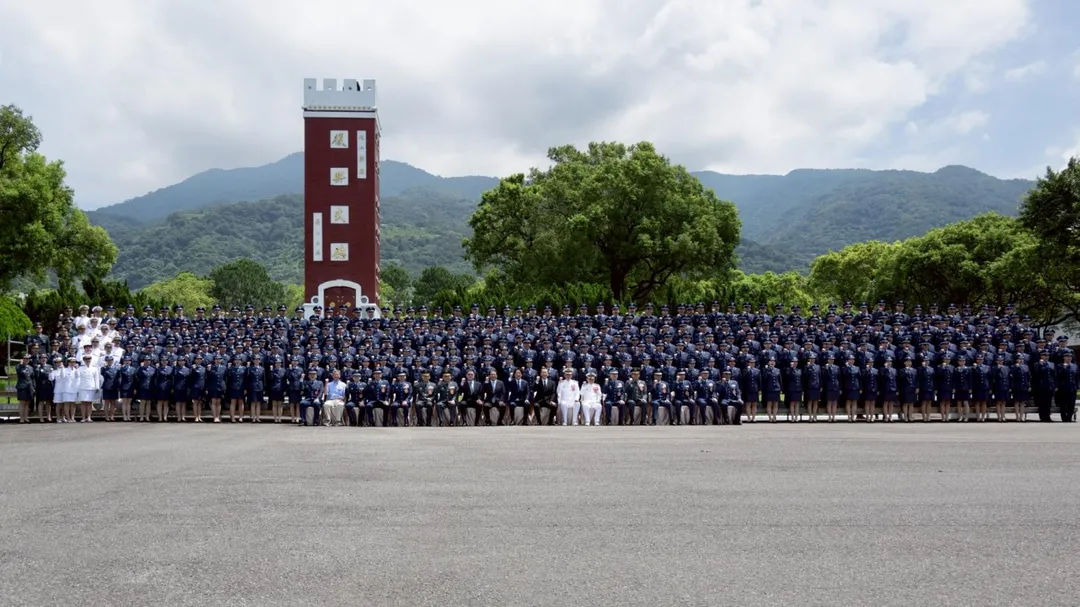 賴清德出席三軍八校院聯合畢業典禮。(圖/總統府)