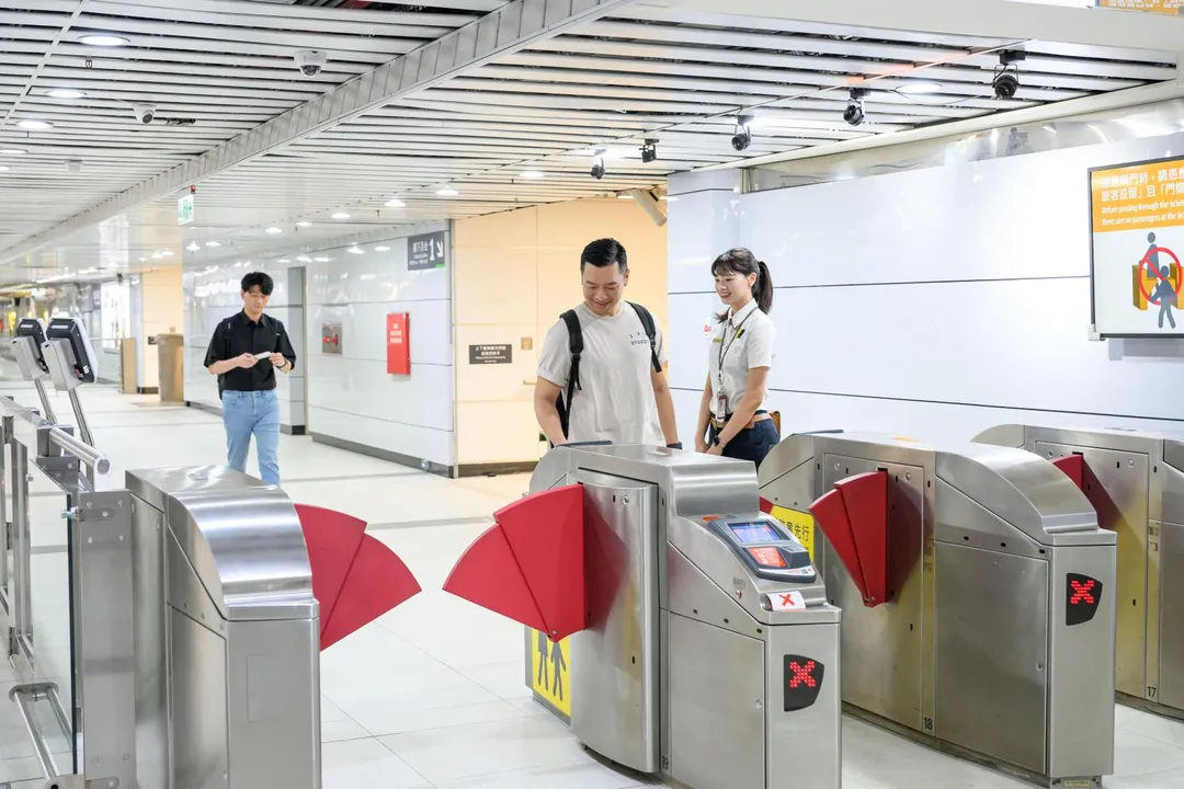 高鐵台北站30日啟用1條閒置20年的通道,有望緩解自由座旅客進出站人潮。(圖/高鐵提供)