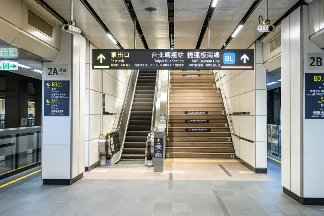高鐵新設東出口,方便自由座旅客快速離站。(圖/高鐵提供)