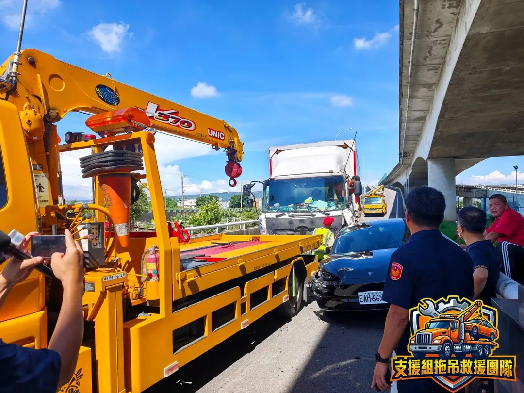 車禍現場。（圖／支援組拖吊救援團隊提供）