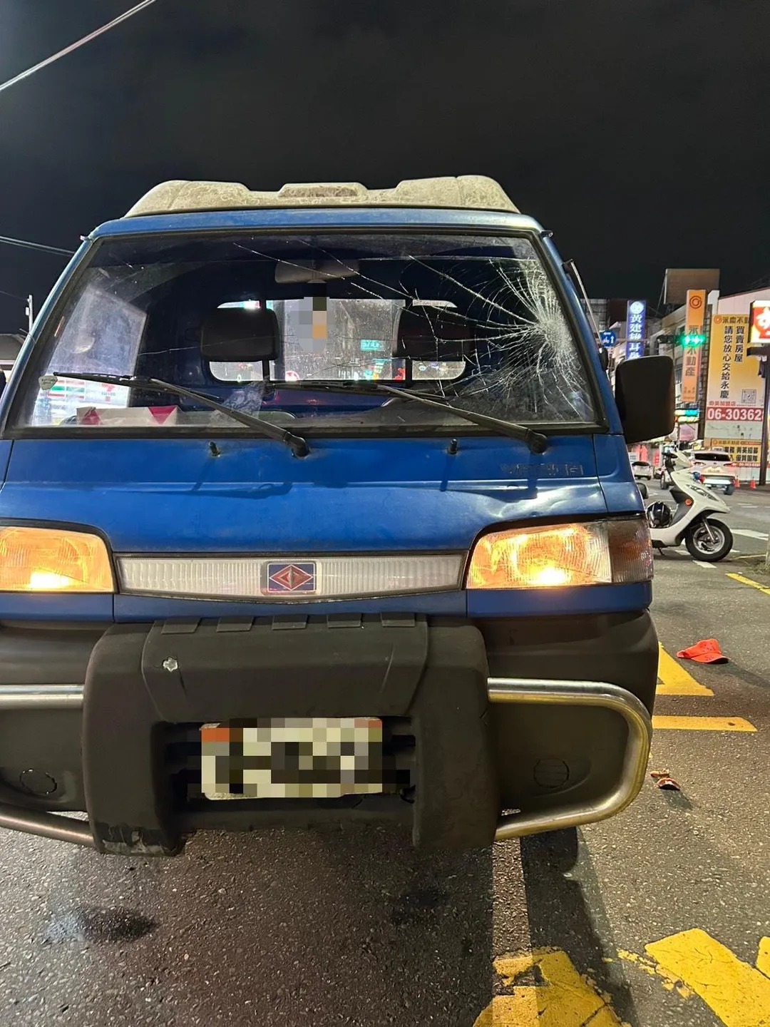 車禍現場。(圖/中天新聞)
