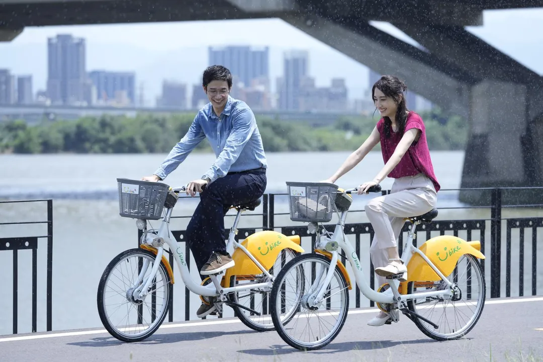 電影《童話故事下集》於三重忠孝碼頭自行車道拍攝。