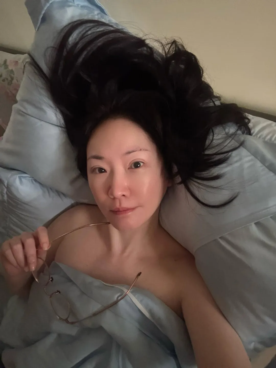王俐人因為替朋友擔保欠債,轉戰直播、團購意外爆紅。(圖/翻攝自王俐人臉書)
