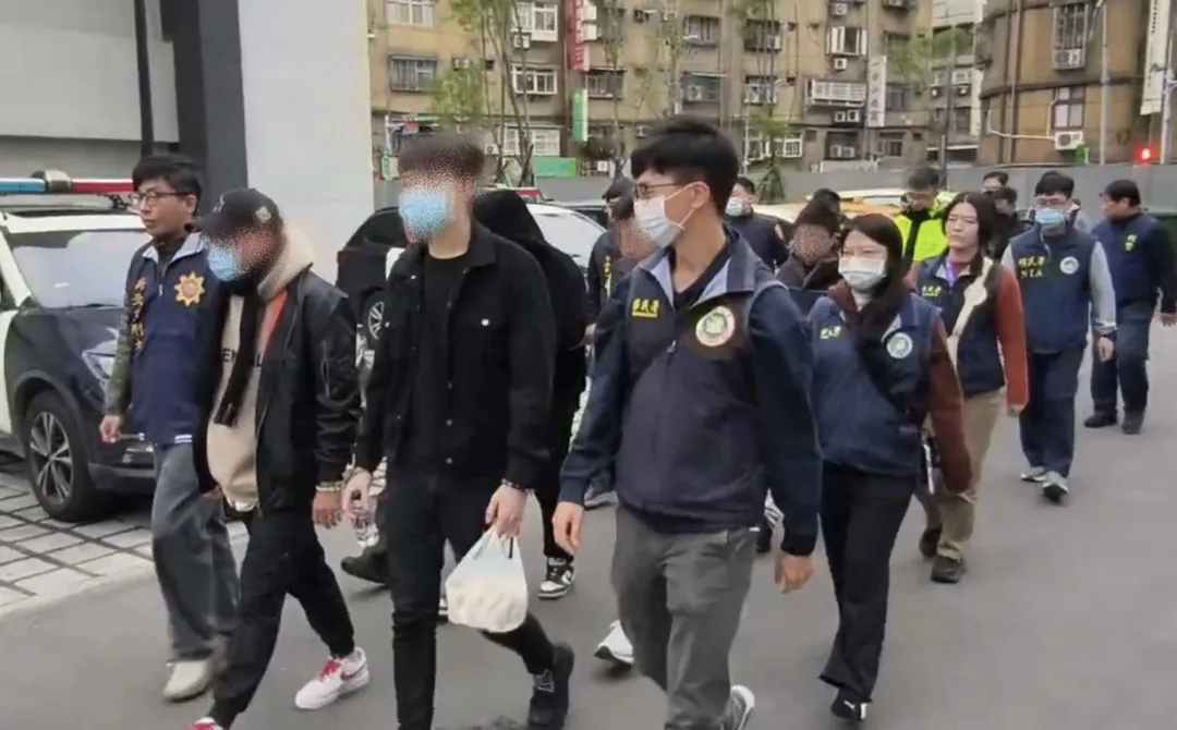 移民署破獲人口販運集團查獲18名嫌犯。(圖/翻攝畫面)