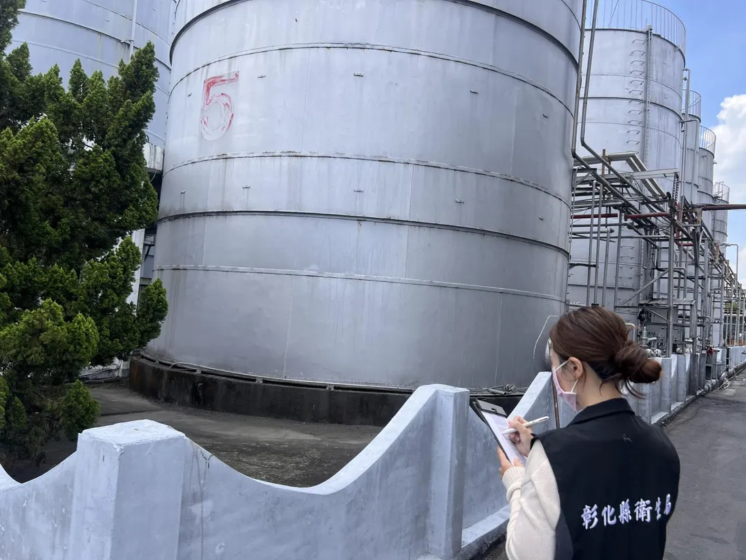 彰化衛生局自7月1日起已要求泰山,後續出貨油品須先完成自主抽驗且結果合格後,方可出貨。(圖/彰化衛生局)
