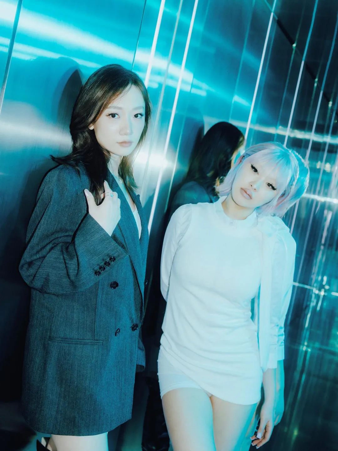 吳卓源(左)新曲邀請人氣饒舌女歌手Elle Teresa(右)。(圖/華研國際 提供)
