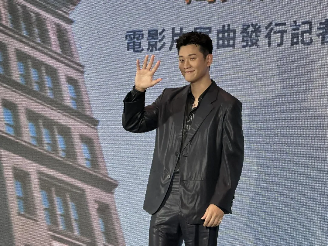 Eric周興哲近期為漫威電影《蜘蛛人：重生日》獻唱片尾曲，15日舉辦單曲發佈記者會。（圖／記者 伍映澄 攝）