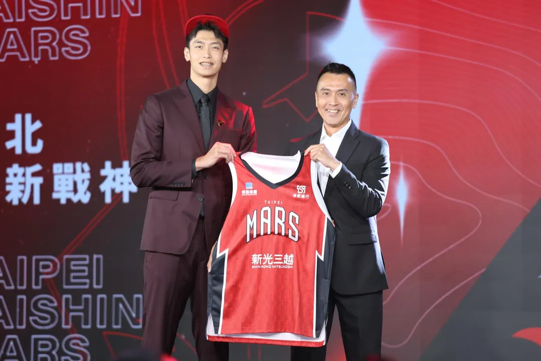 第二順位的臺北台新戰神選中了來自政治大學的吳志鍇。（圖／譚兆青攝）