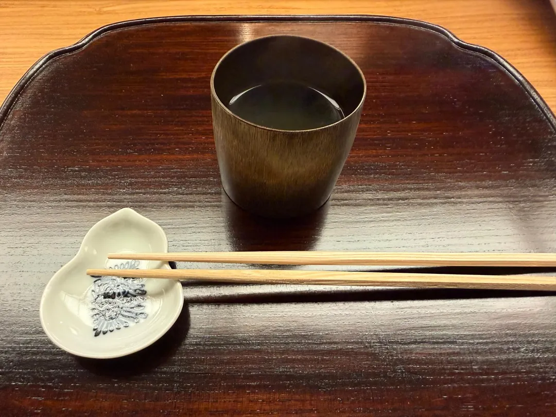 薄體竹杯。（圖／黃宏輝提供）
