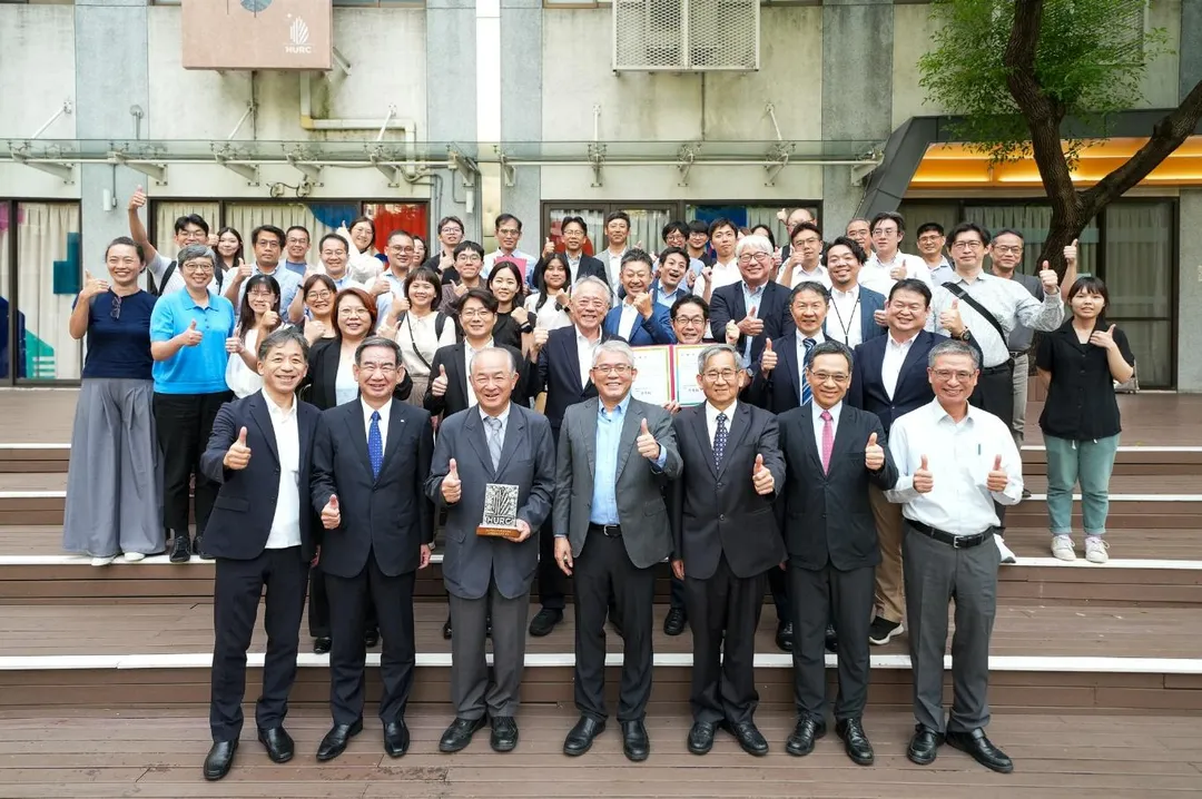 國家住都中心「預鑄工法設計技術教育訓練課程」於昨(16)日正式結業,人員合影。(圖/國家住都中心提供)