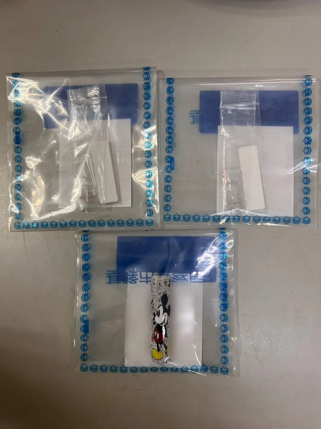 陳男車內被搜出電子煙及依托咪酯菸彈2顆，唾液快篩呈現安非他命陽性反應。（圖／警方提供）