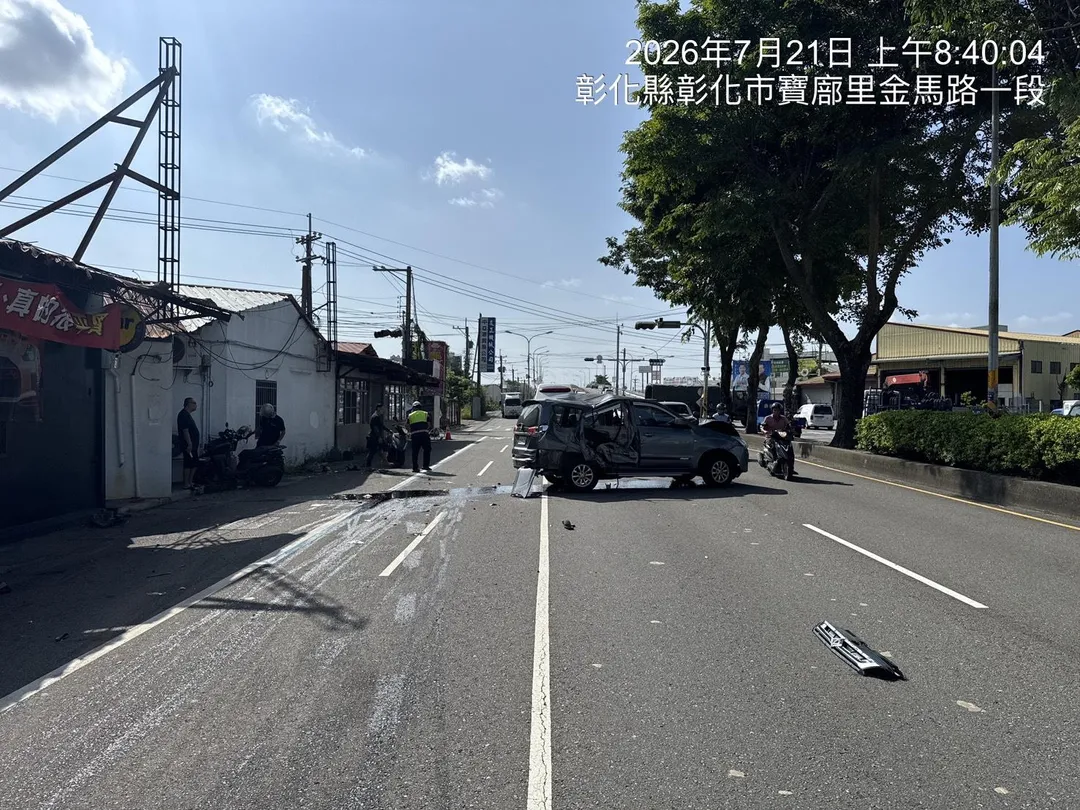 車禍現場。（圖／中天新聞）