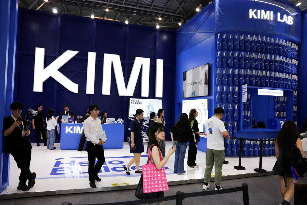 「月之暗面」上週公布新一代全球參數最大開源語言模型Kimi K3。（圖／路透社）