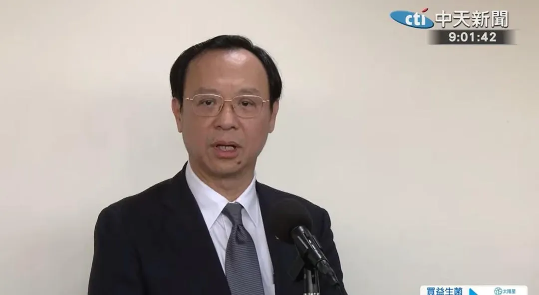 石崇良並指出，後續將開放全民提案，邀請民眾建議納入健康幣記點的項目與兌換選項，預計明年第三季進入第二階段。（圖／中天新聞）