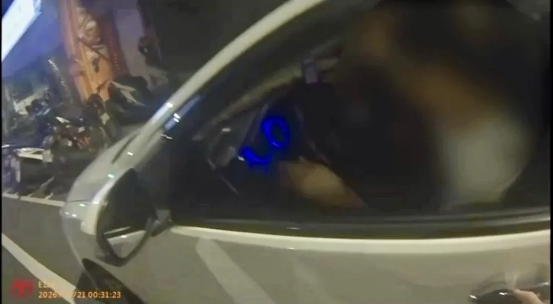 男子違規遭警方攔查驗出毒駕。（圖／翻攝畫面）