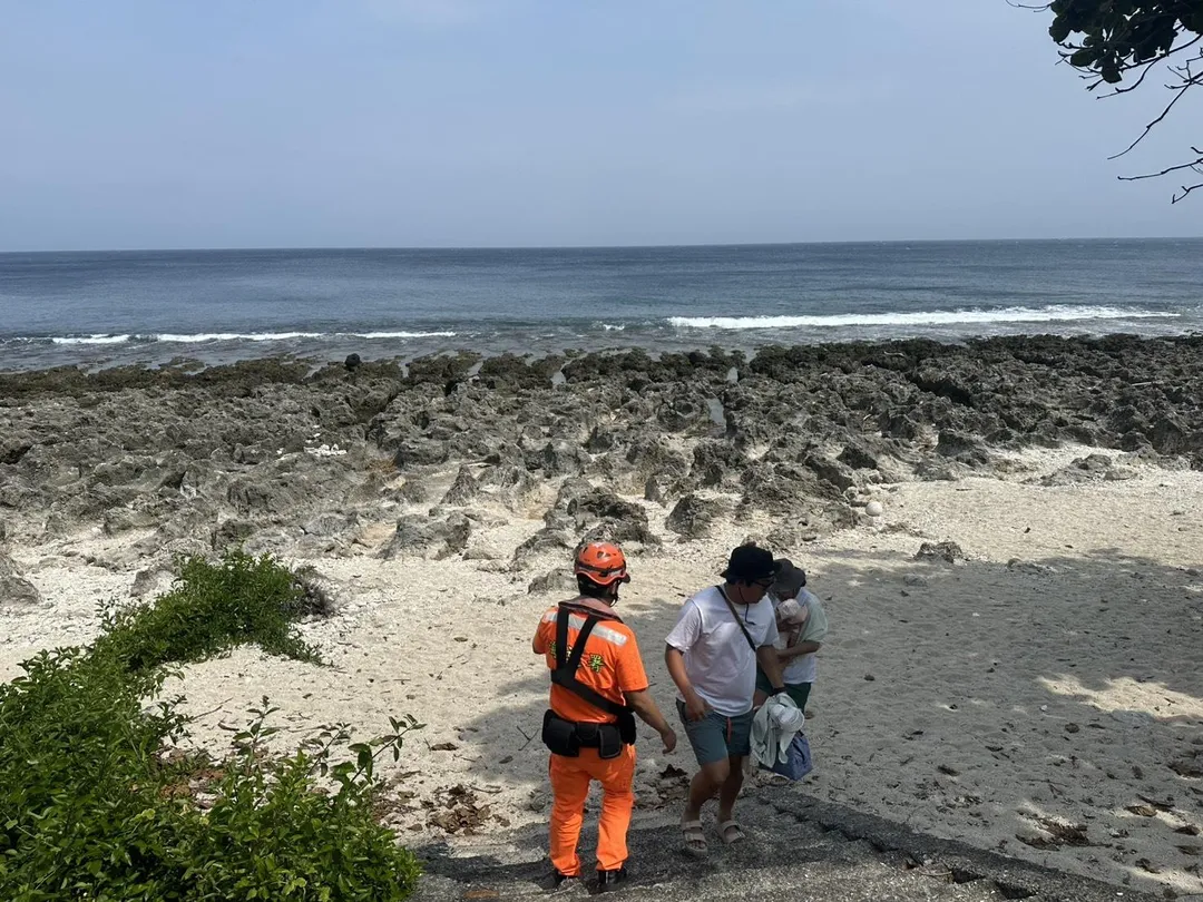 海巡署各岸際單位亦同步啟動防颱整備與預防性巡查，針對海岸及港口加強宣導。（圖／海巡署提供）