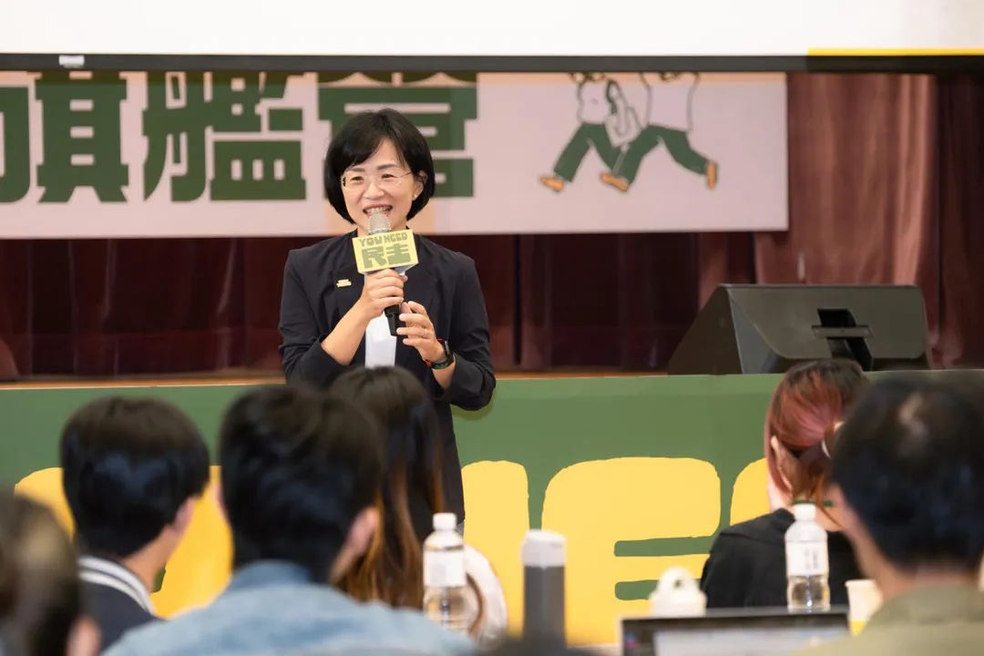 民進黨新北市長參選人蘇巧慧25日出席民進黨「國務青旗艦營」發表演講。（圖／蘇巧慧競辦提供）