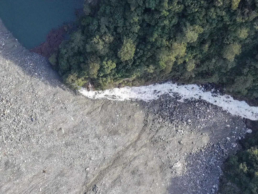 萬里溪堰塞湖上游集水區未來12小時累積雨量及未來24小時累積雨量為8.9毫米。(圖/花蓮分署提供)