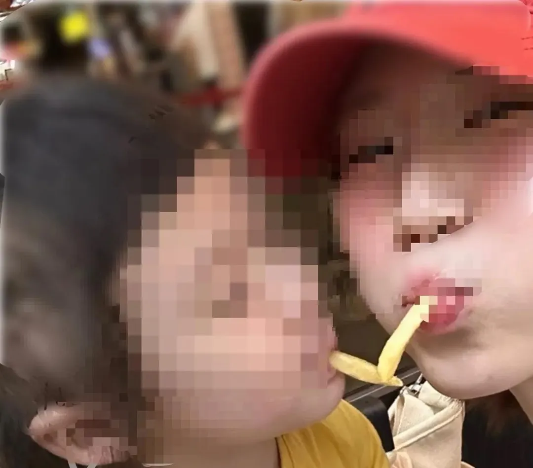 張女 跟女兒的溫馨合照,如今只能成追憶。(圖/翻攝張女IG)