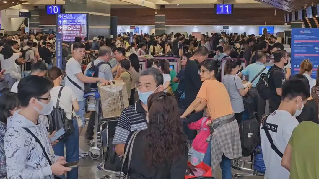 據交通部觀光署數據，115年1至6月國人出國累計達1065萬4670人次，較前一年同期大幅成長16.6%。（圖／資料照／中天新聞）
