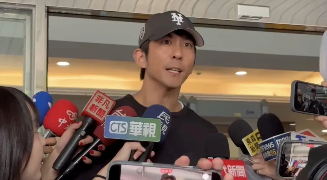 修杰楷解釋遭查扣8支手機原因。（圖／翻攝畫面）