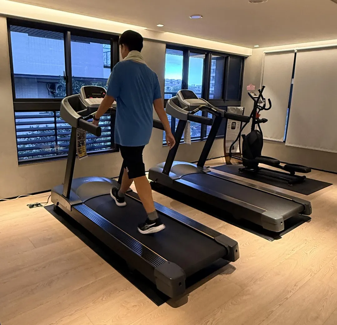控制體重並規律運動提升心肺功能與改善代謝。（圖／台南市立醫院）
